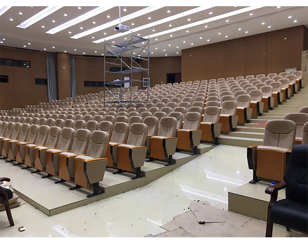 礼堂椅 礼堂椅